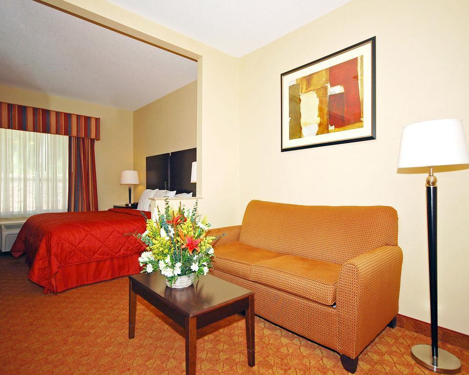 Comfort Inn & Suites Saratoga Springs Exteriér fotografie