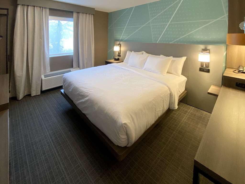 Comfort Inn & Suites Saratoga Springs Pokoj fotografie
